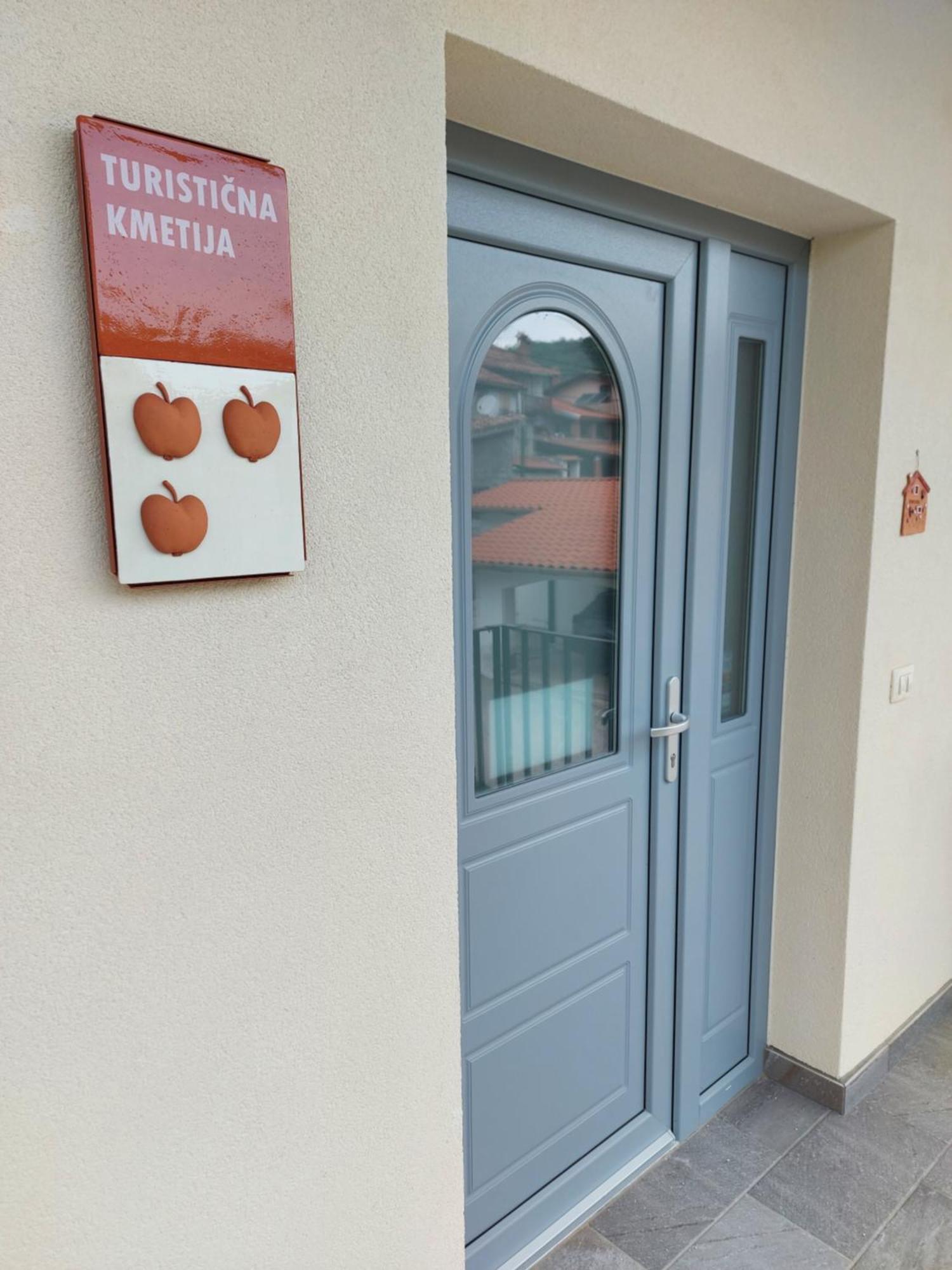 Apartmaji Aucin - Brda Kojsko Екстериор снимка